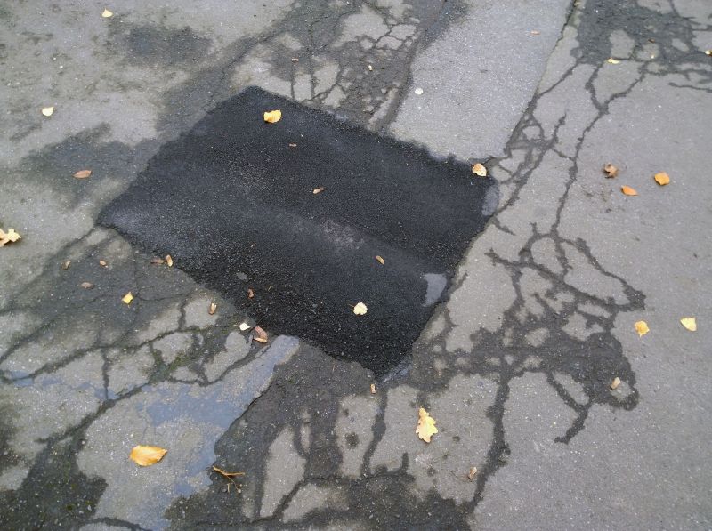 Asphalt Cracks Repair