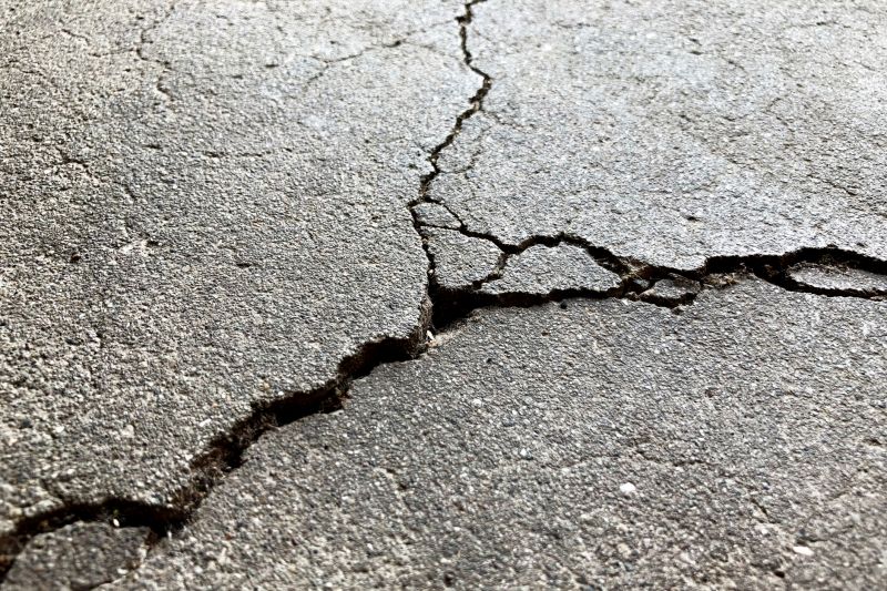 Asphalt Cracks Repair detail