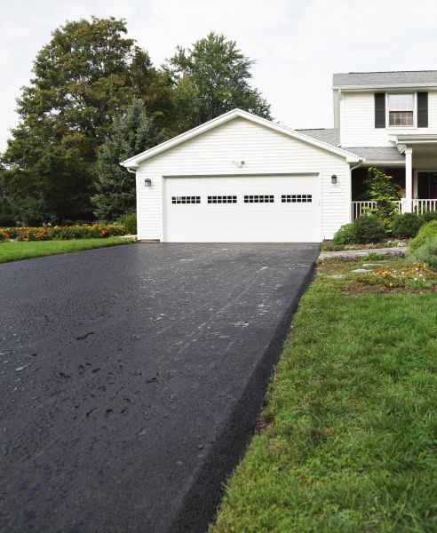 Cost of Blacktop Driveway Paving in Ballwin