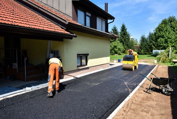 Cost of Blacktopping Service in Ballwin